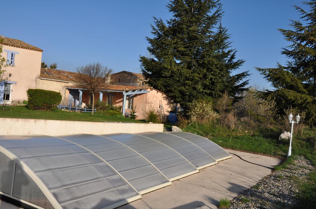 Le Petit Labouret Hotel Revest-du-Bion Exterior photo